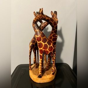 Wood giraffe decor